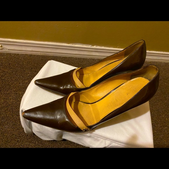 SOLD - Louis Vuitton 36.5 Vernis High Heels - Picture 1 of 17